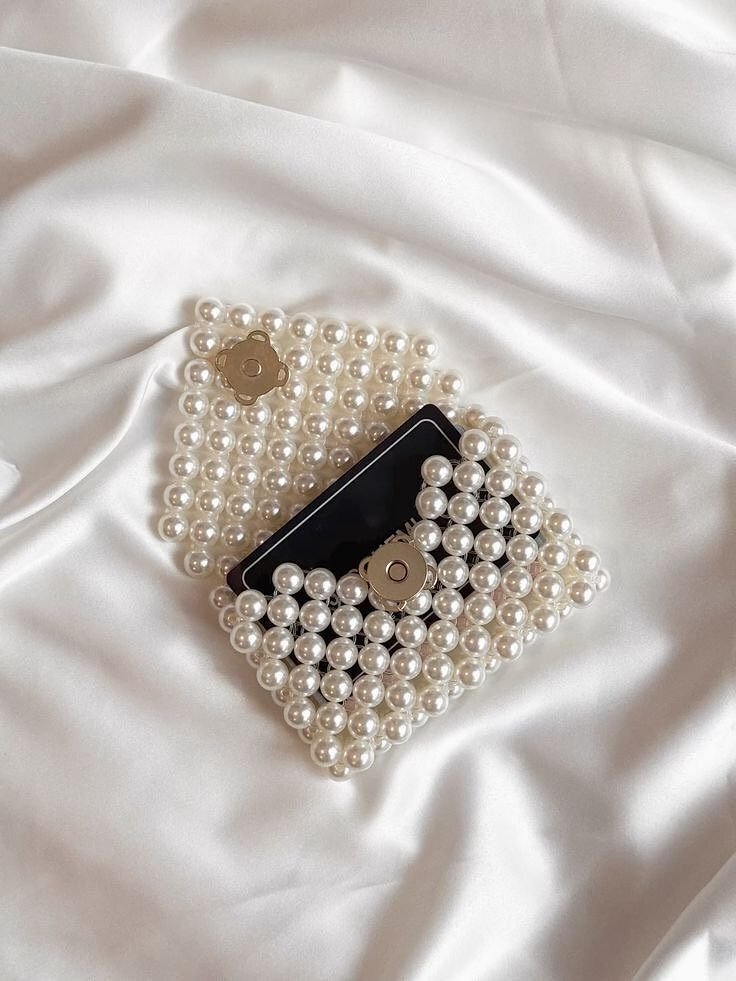 Pearl Card Holder Mini Wallet